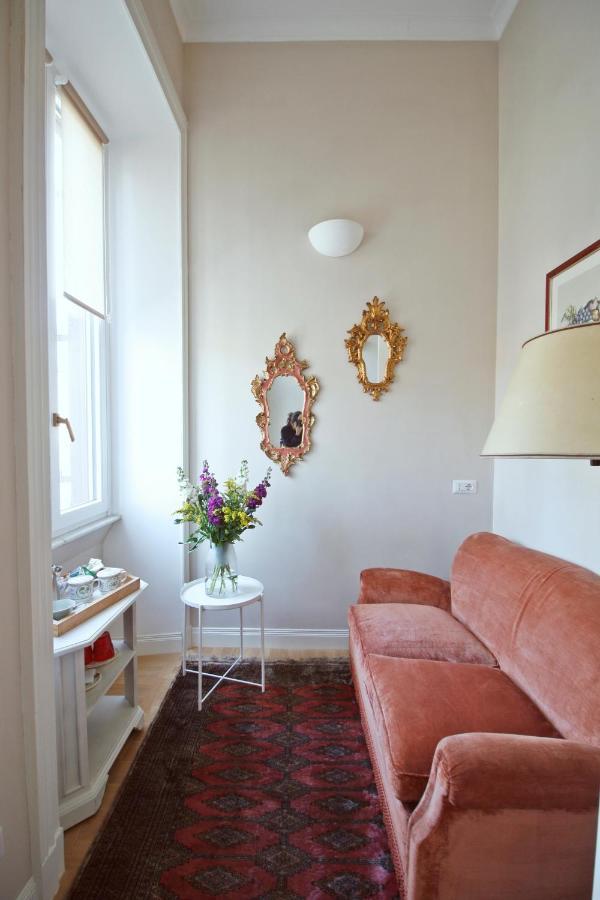Beautiful In The Heart Of Trastevere Apartment Rom